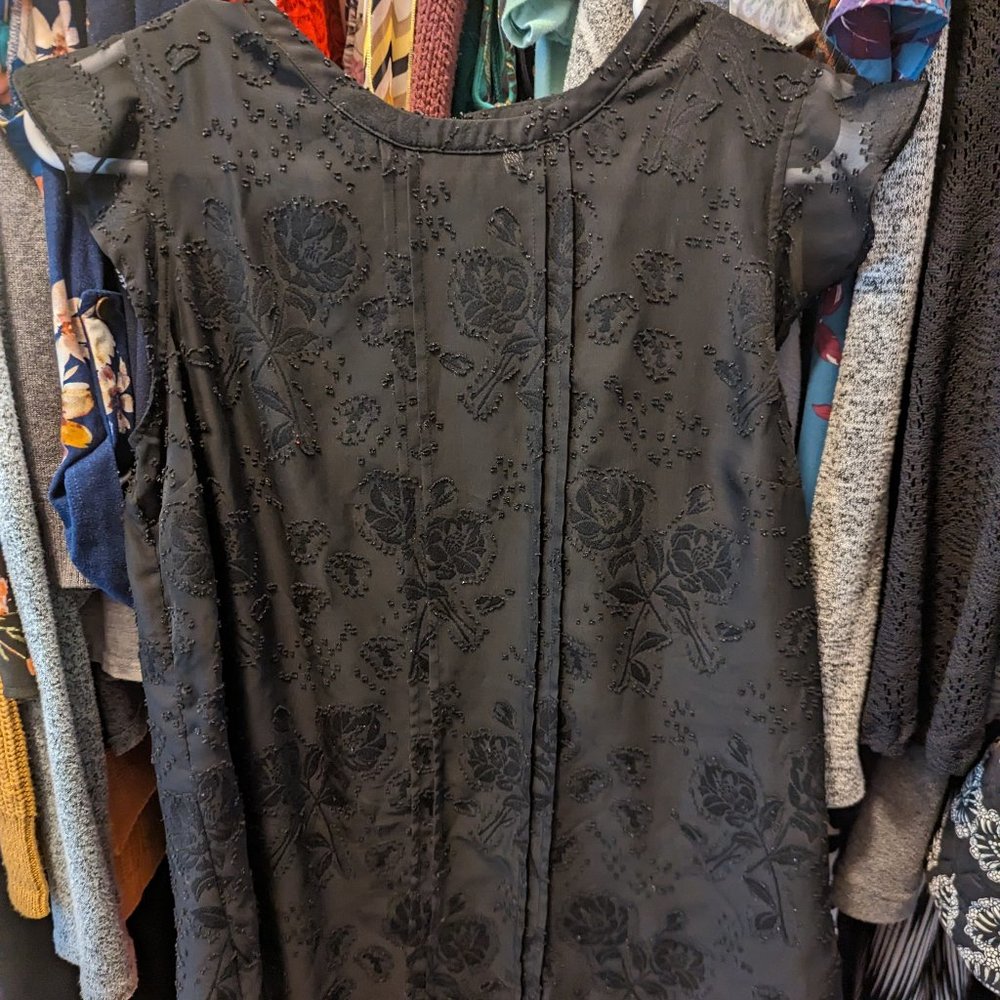 Women's Black Top Elle Sheer Size Small